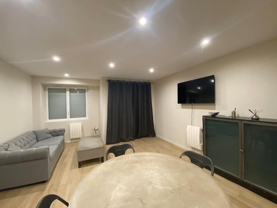 Appartement T2 Spacieux Et Equipe Mions Eksteriør billede